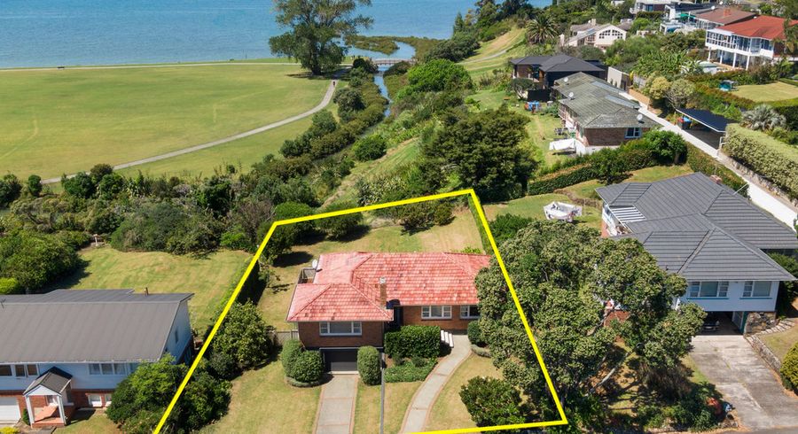  at 28 Roberta Avenue, Glendowie, Auckland