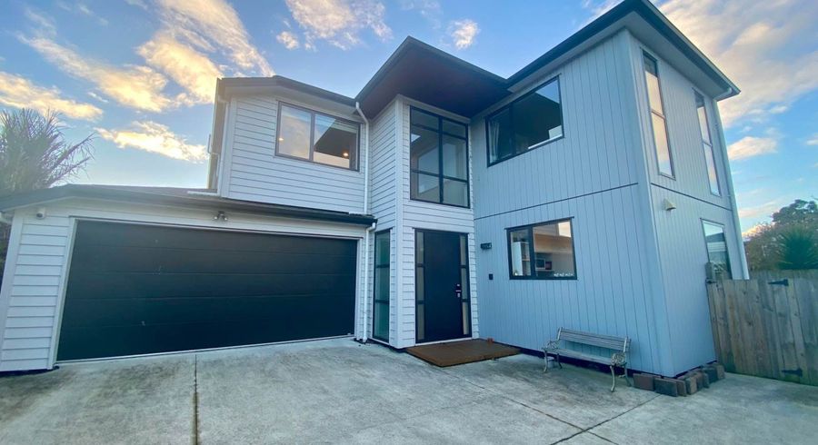  at 35A Essex Street, Te Atatu South, Waitakere City, Auckland