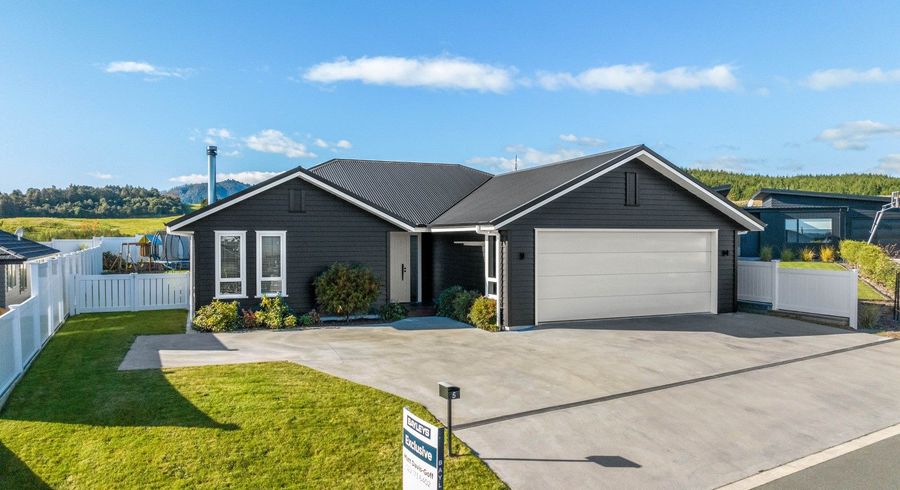  at 5 Korokia Way, Richmond Heights, Taupo