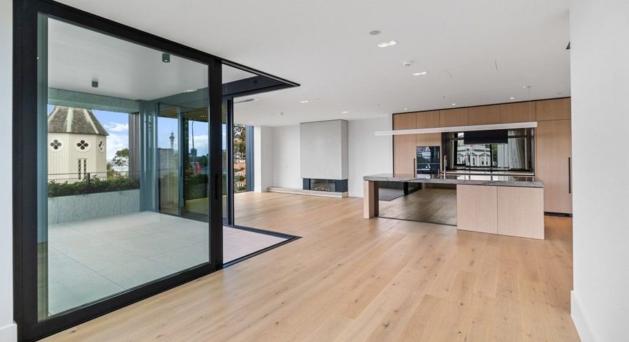  at 1 Stephen Avenue, Henderson, Auckland