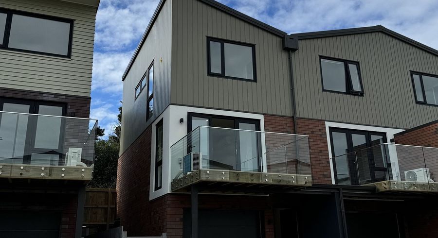  at 16 Te Puketoka Lane, Mangere, Manukau City, Auckland