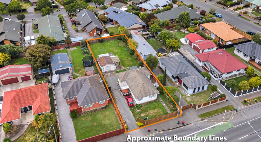  at 412 Main North Road, Redwood, Christchurch City, Canterbury