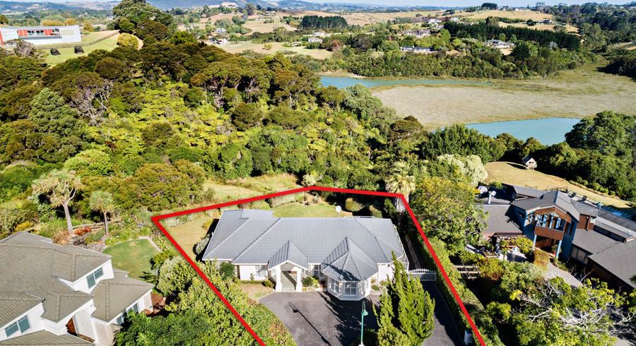  at 10 Ramoana Mews, Shelly Park, Auckland