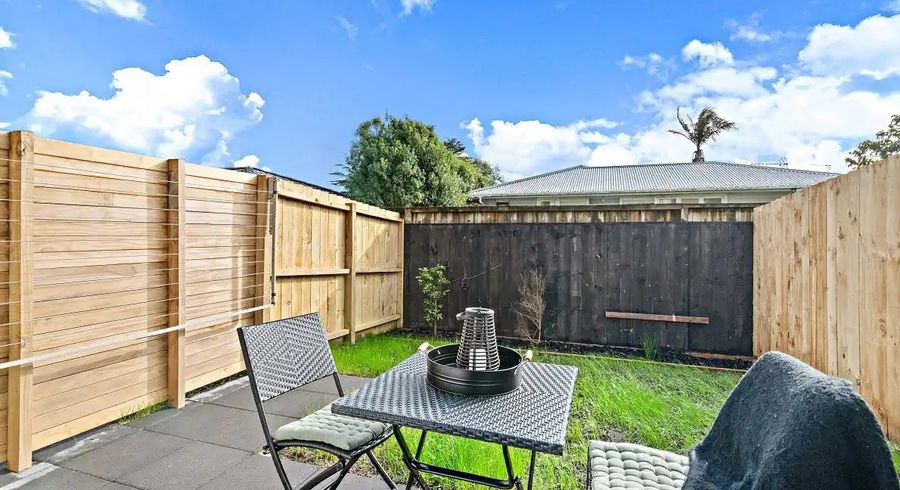  at 41 Red Arches Road, Henderson, Waitakere City, Auckland