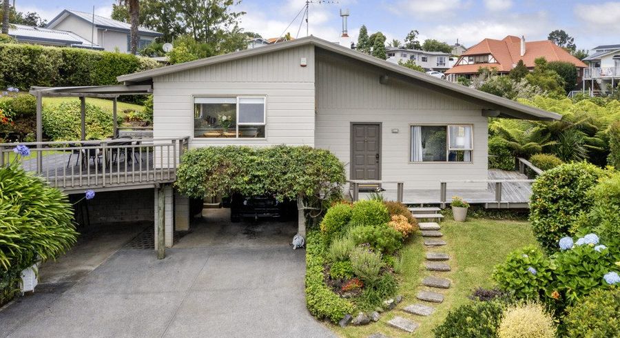  at 83 Evelyn Road, Cockle Bay, Auckland