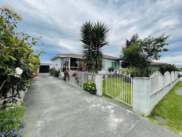  at 146 Gloucester Street, Taradale, Napier