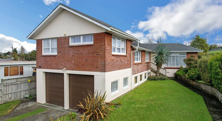  at 13 Pooley Street, Pakuranga Heights, Manukau City, Auckland