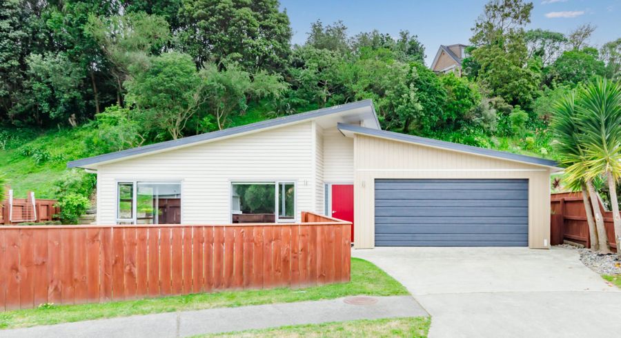  at 15 Kennedy Place, Waikanae Beach, Waikanae