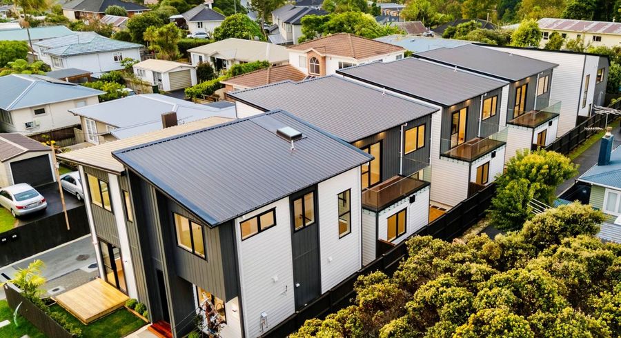  at 126D Chivalry Road, Glenfield, North Shore City, Auckland