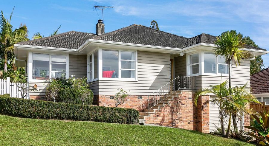  at 22 Dolbear Street, Titirangi, Auckland