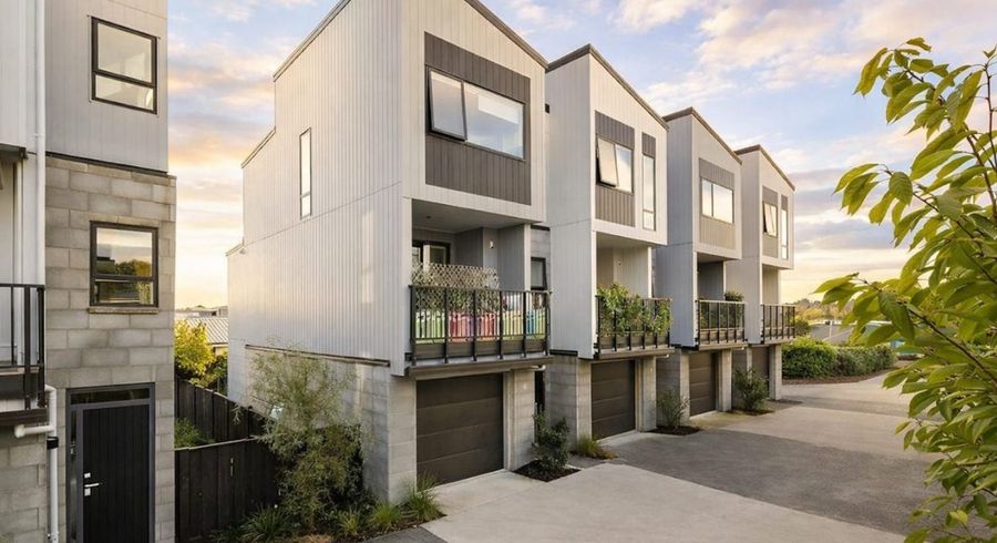  at 11 Houkura Way, Mount Albert, Auckland City, Auckland