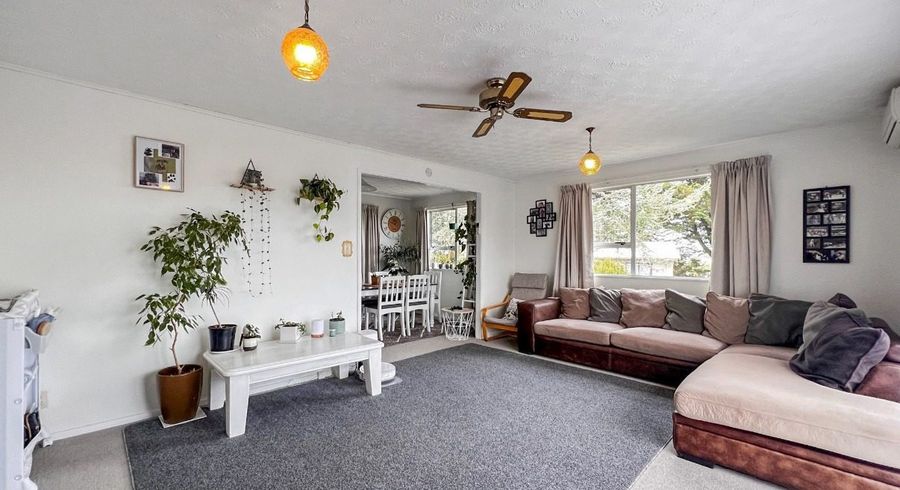  at 1/27 Midgley Road, West Harbour, Waitakere City, Auckland