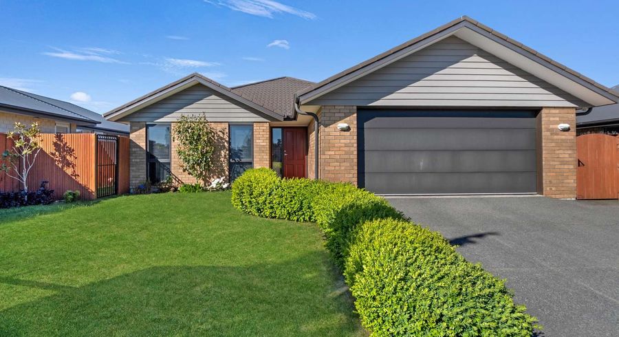  at 33 Faringdon Boulevard, Rolleston, Rolleston