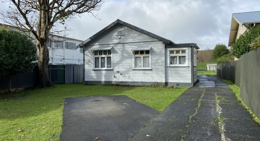  at 89 Pharazyn Street, Melling, Lower Hutt