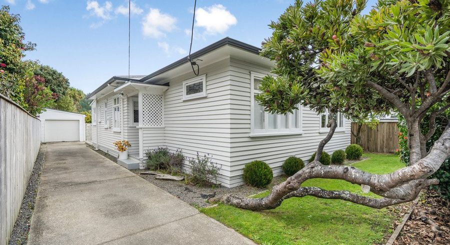  at 9 Hinau Street, Eastbourne, Lower Hutt
