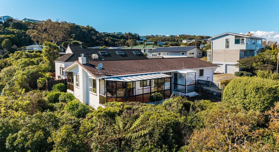 at 22 Bushey Way, Maungaraki, Lower Hutt, Wellington