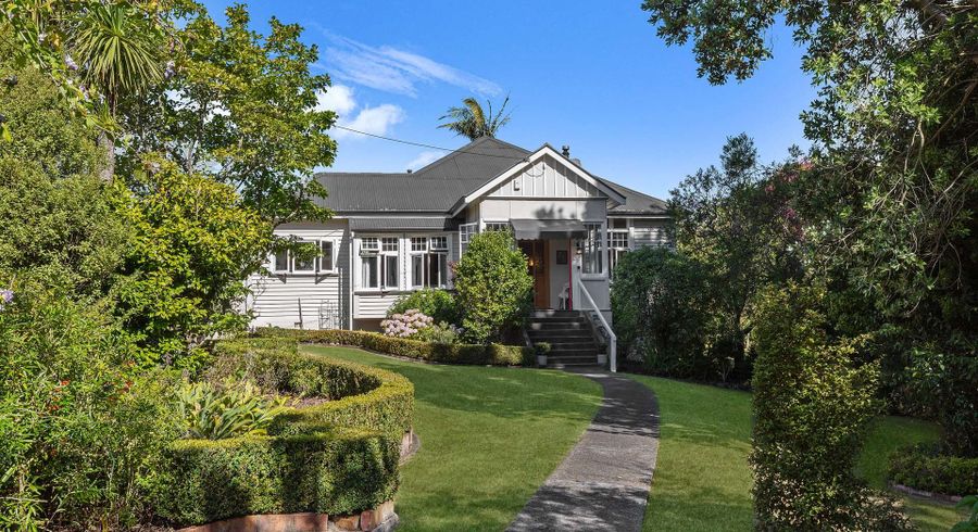  at 17 Smart Terrace, Saint Johns Hill, Whanganui