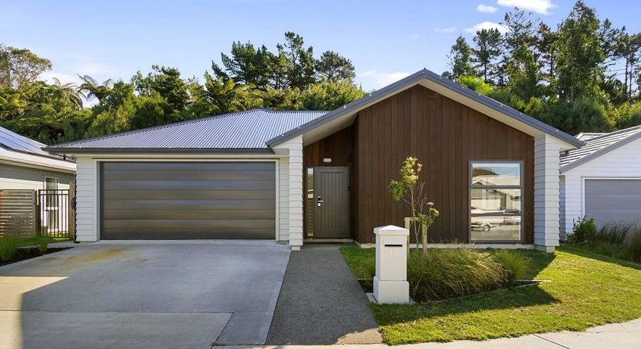  at 11 Te Awa Rere Grove, Stokes Valley, Lower Hutt