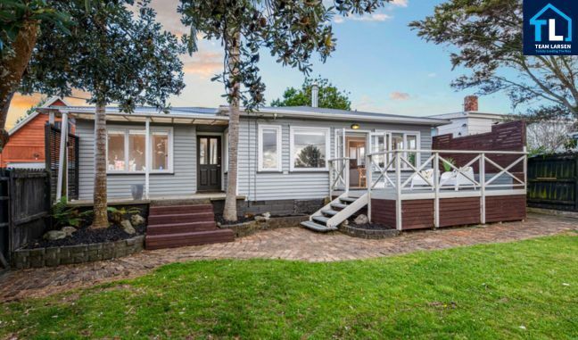  at 82 Rosier Road, Glen Eden, Auckland