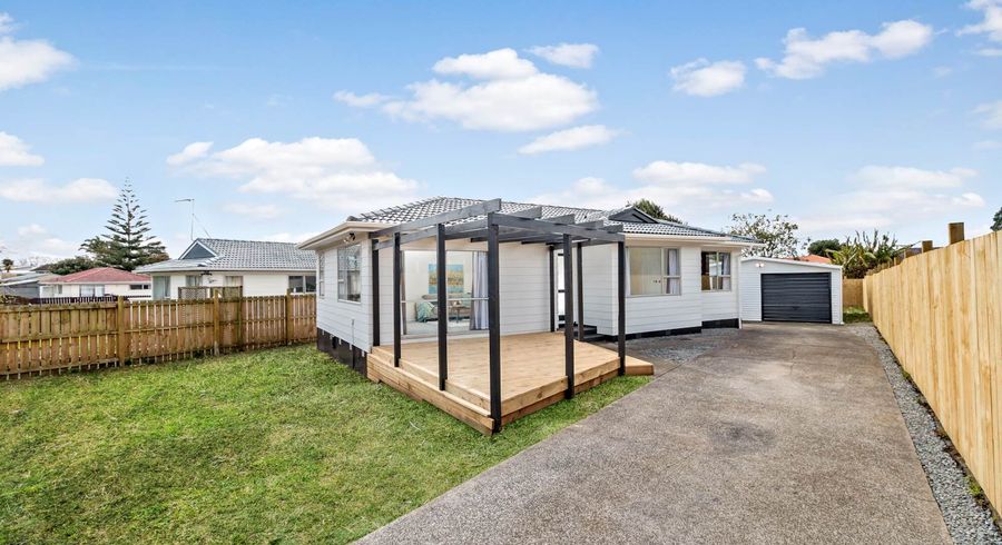  at 61 Catkin Crescent, Papatoetoe, Auckland