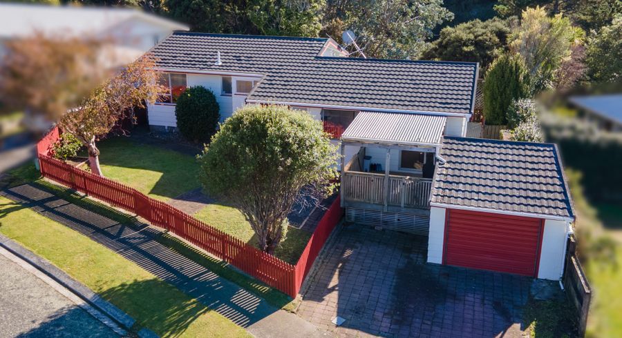  at 15 Woolwich Close, Whitby, Porirua, Wellington