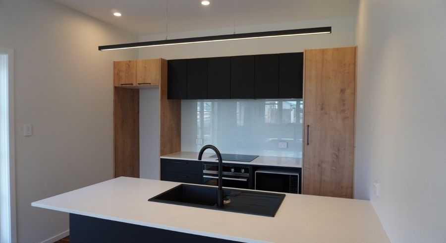  at 76 Lyall Bay Parade, Lyall Bay, Wellington, Wellington