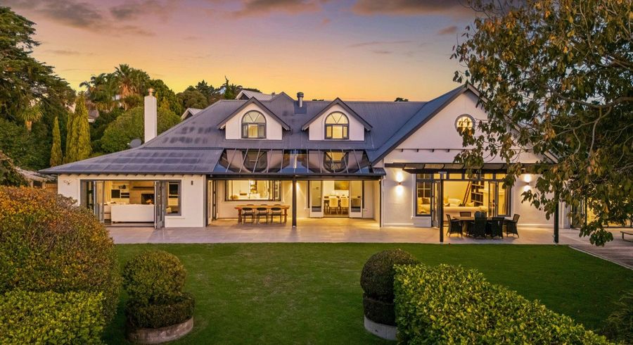  at 6 Emily Lane, Greenhithe, North Shore City, Auckland