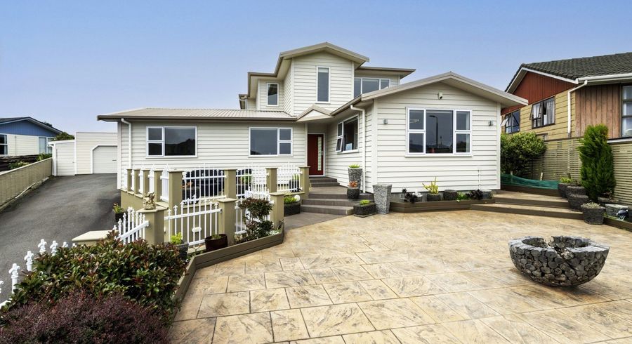  at 11 Dart Crescent, Island Bay, Wellington