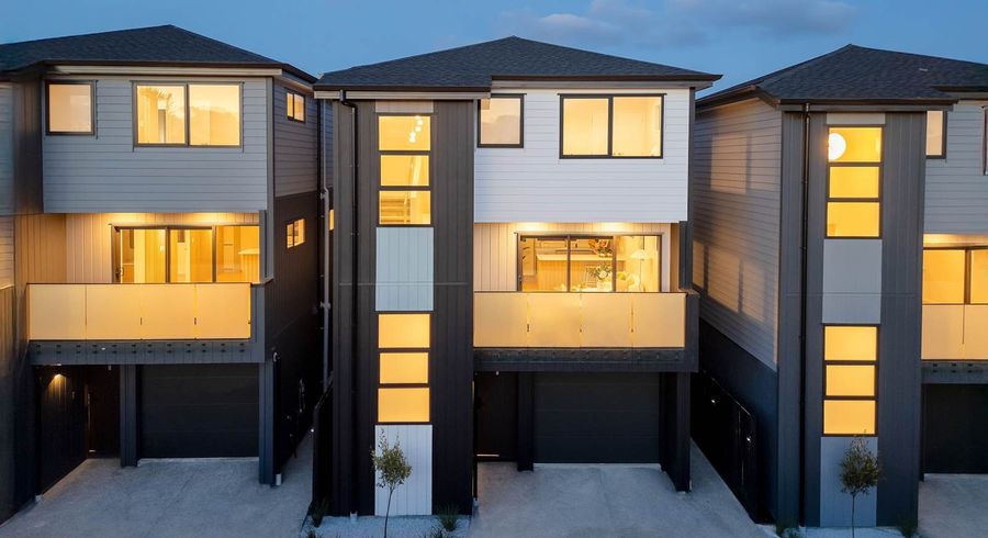 at 95C Kervil Avenue, Te Atatu Peninsula, Waitakere City, Auckland