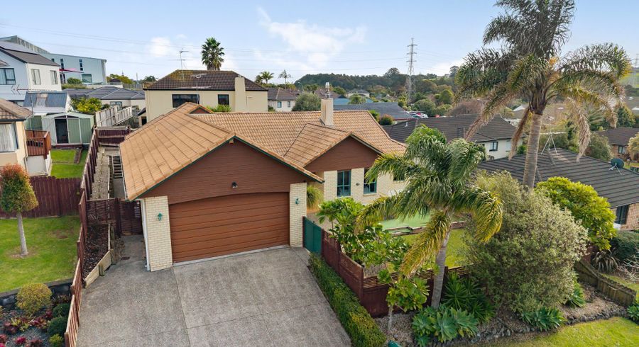  at 70 Mt Lebanon Crescent, The Gardens, Manukau City, Auckland