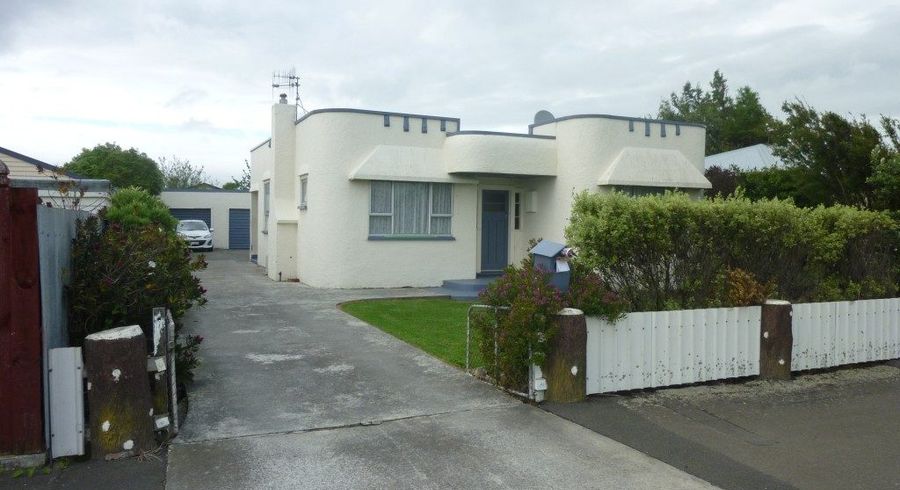  at 494 Tremaine Avenue, Takaro, Palmerston North, Manawatu / Whanganui