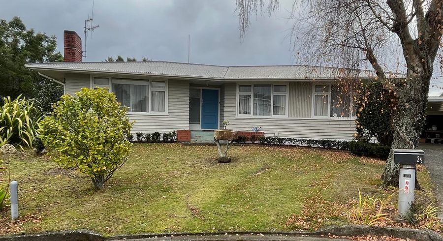  at 25 St Albans Avenue, Hokowhitu, Palmerston North