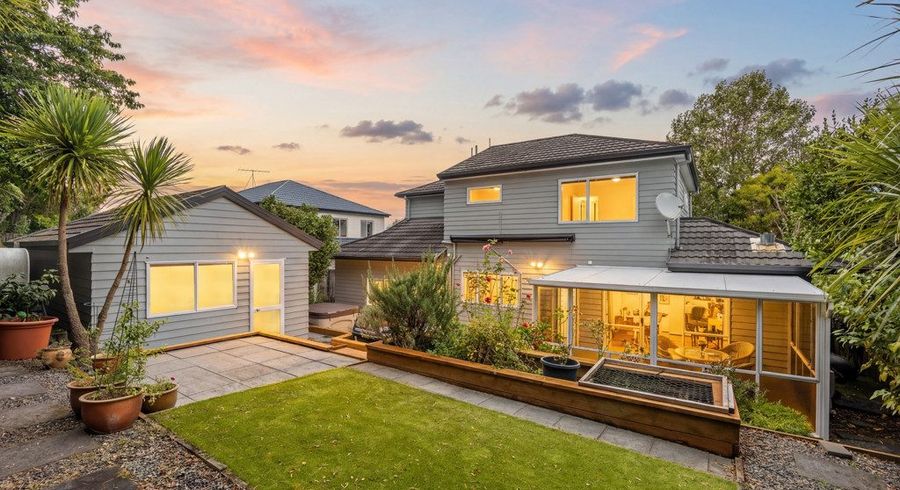  at 108 Stapleford Crescent, Browns Bay, North Shore City, Auckland