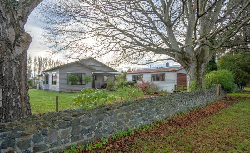  at 82 Lochiel Bridge Road, Lochiel, Winton