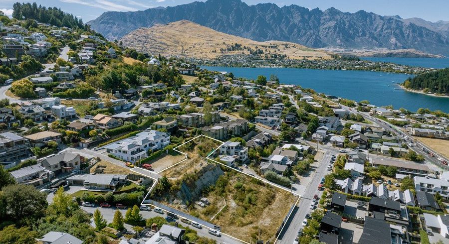  at 9-13 Hallenstein Street & 1 York Street, Town Centre, Queenstown-Lakes, Otago