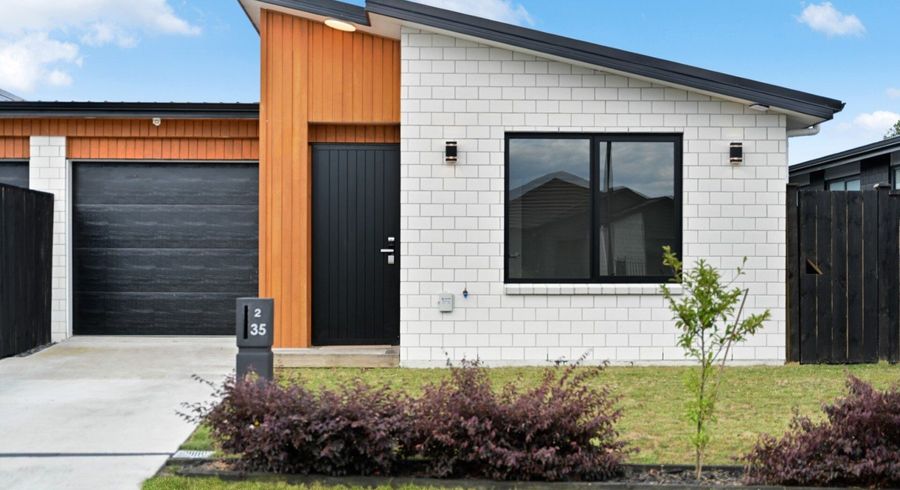  at 2/35 Tokerau Drive, Rototuna, Hamilton, Waikato