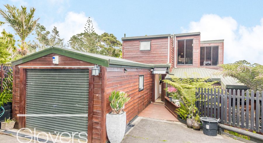  at 26 Puketaha Road, Swanson, Auckland