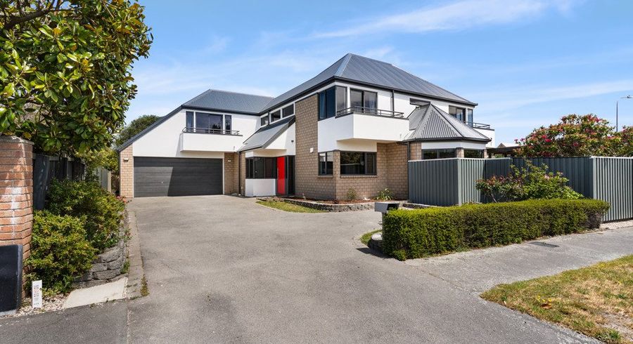  at 39 Anglesea Avenue, Parklands, Christchurch City, Canterbury