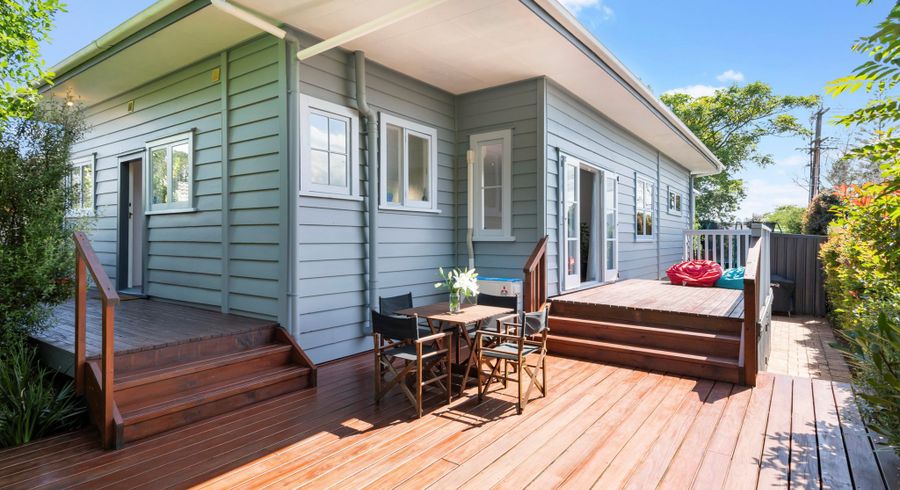  at 40 Garelja Road, Henderson, Auckland