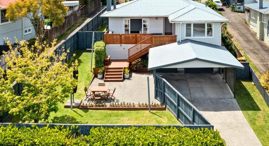  at 15 Gill Avenue, Te Atatu Peninsula, Auckland