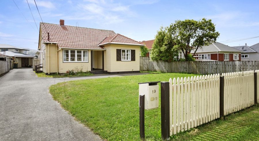  at 19 Waiwhetu Road, Waiwhetu, Lower Hutt