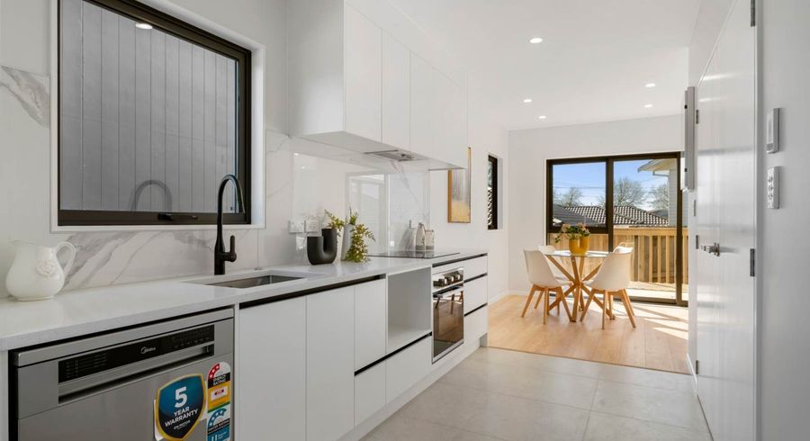  at 8B Clutha Crescent, Clover Park, Manukau City, Auckland