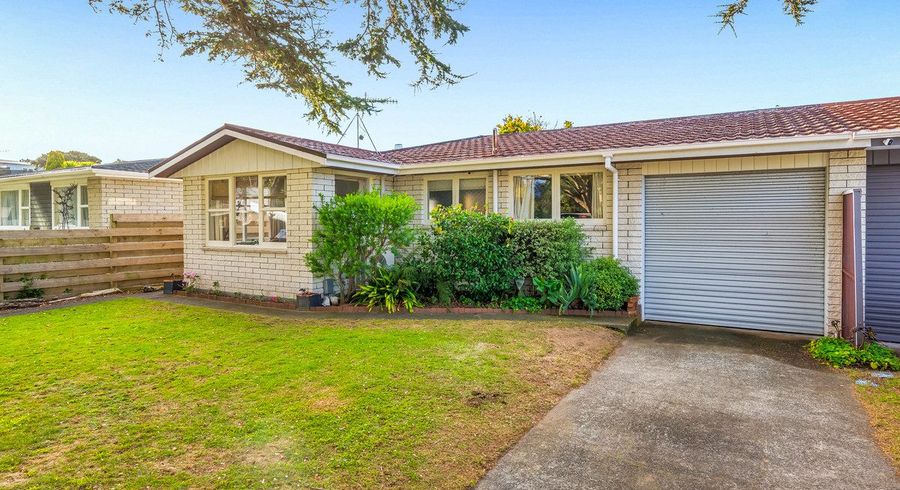  at 52B Tui Road West, Raumati Beach, Kapiti Coast, Wellington