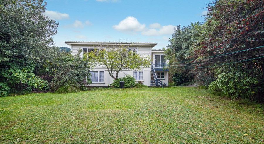  at 12 Mahoe Street, Tawa, Wellington