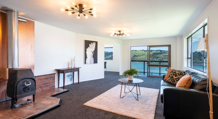  at 46 Adderley Terrace, Ravensbourne, Dunedin