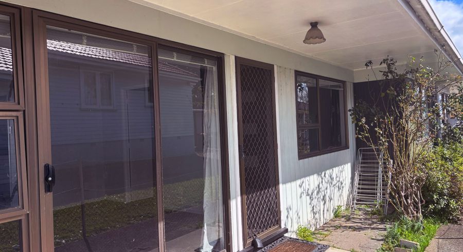  at 2/81 White Swan Road, Mount Roskill, Auckland City, Auckland