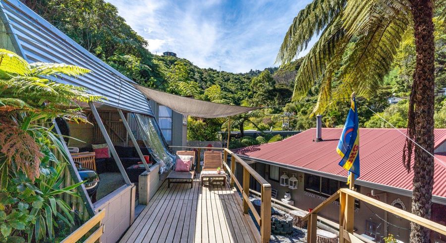  at 16 Arthur Crescent, Waikawa, Picton