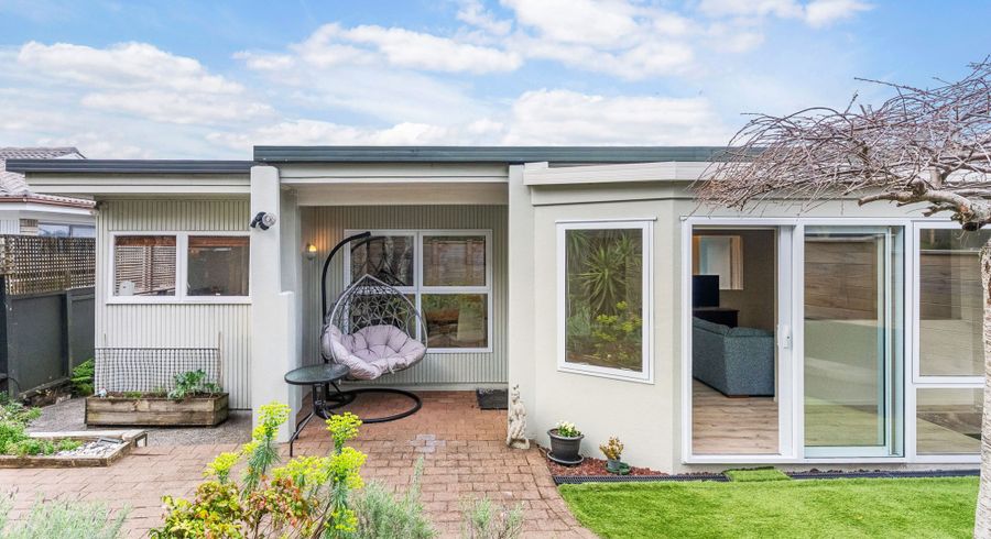  at 208 Glamorgan Drive, Torbay, North Shore City, Auckland