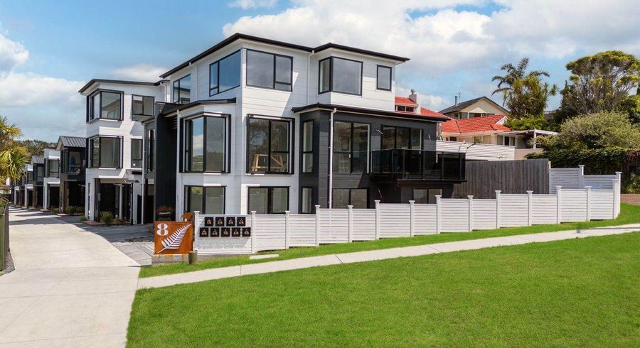  at 4/8 Park Rise, Campbells Bay, North Shore City, Auckland