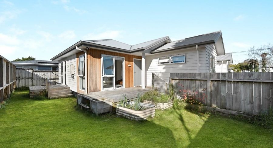  at 3 Brocas Avenue, Hillcrest, Hamilton, Waikato